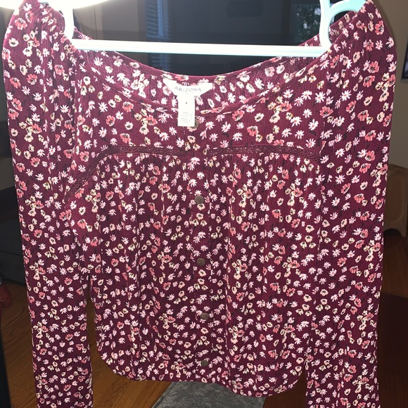 Arizona Jean Co. Women's Burgundy Floral Print Long Sleeve Bell Crop Top Size S - Picture 2 of 3